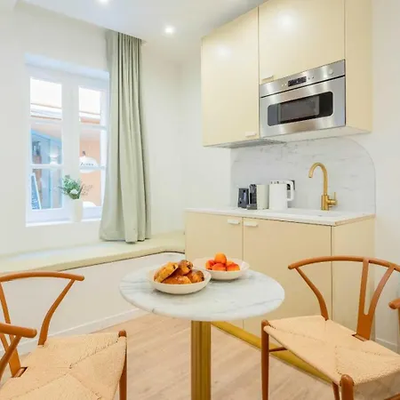 Charming A C 2p Hyper Centre St Tropez Semesterbostad Saint-Tropez